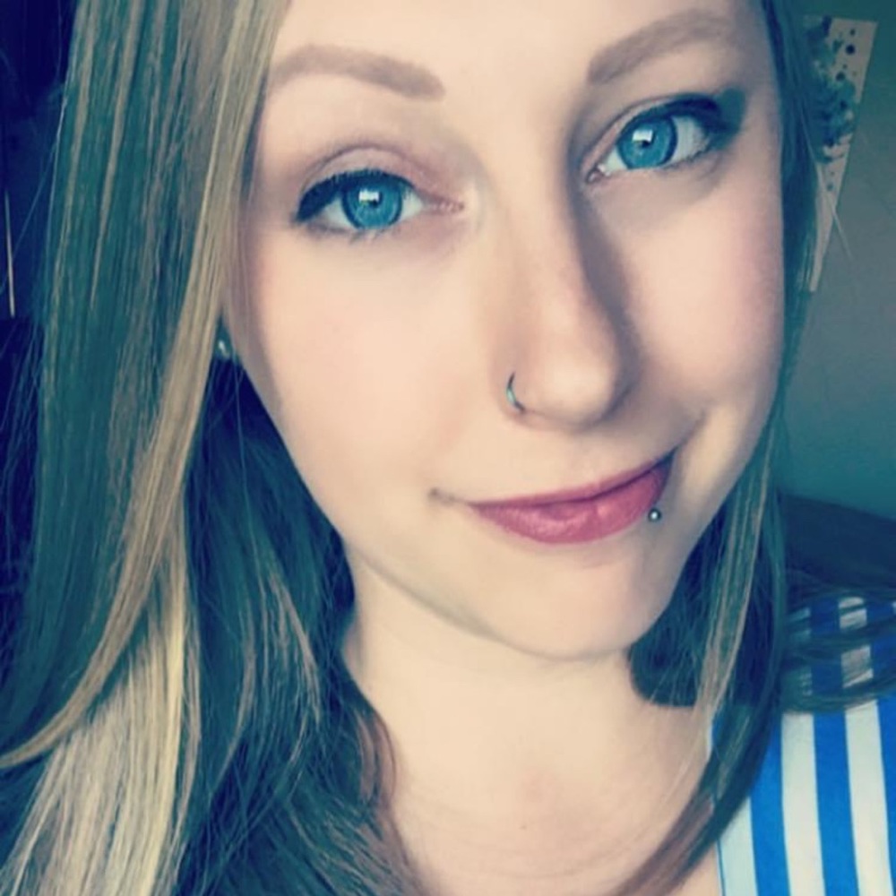 Meet your Posher, Briana